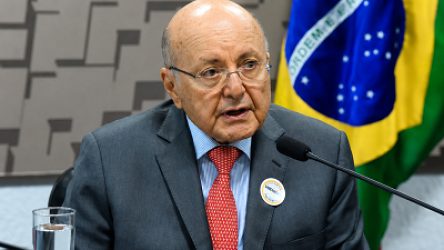 Constituição de 1988 e a crise fiscal brasileira: a crítica de Maílson da Nóbrega ao modelo adotado pelo país